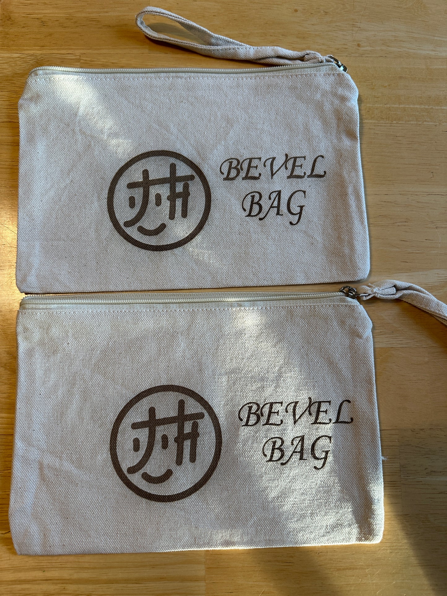 BEVEL BAG